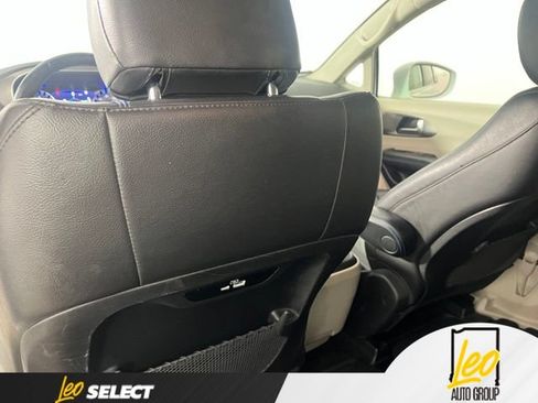Used 2021 Chrysler Pacifica Touring-L FWD image 30