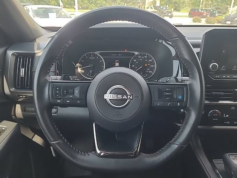 Used 2023 Nissan Pathfinder Rock Creek AWD/4WD image 18