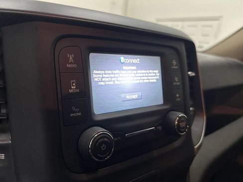 Used 2019 RAM 3500 Tradesman RWD image 43