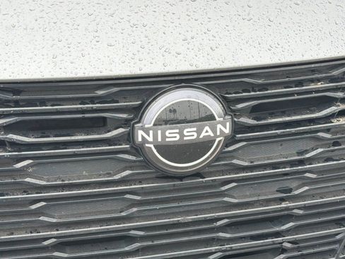 Used 2024 Nissan Altima 2.5 SV FWD image 35