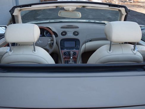 Used 2005 Mercedes-Benz SL 500 image 52