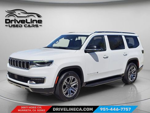 Used 2024 Jeep Wagoneer Series II w/ Flexible Seating Group image 12