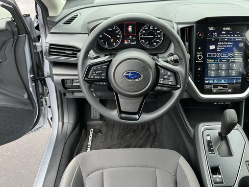 Used 2025 Subaru Crosstrek 2.0i Premium image 12