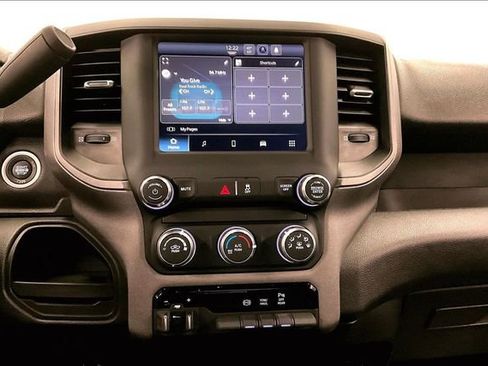 Used 2024 RAM 3500 Tradesman w/ Chrome Appearance Group image 28