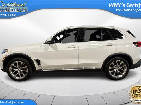 Used 2026 BMW X5 xDrive40i AWD/4WD image 9