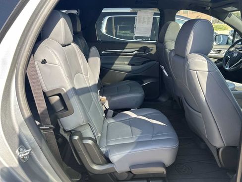Used 2024 Buick Enclave Essence w/ Experience Buick Package AWD/4WD image 28