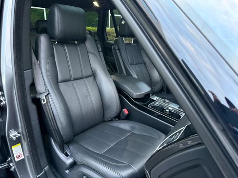 Used 2017 Land Rover Range Rover Supercharged AWD/4WD image 18