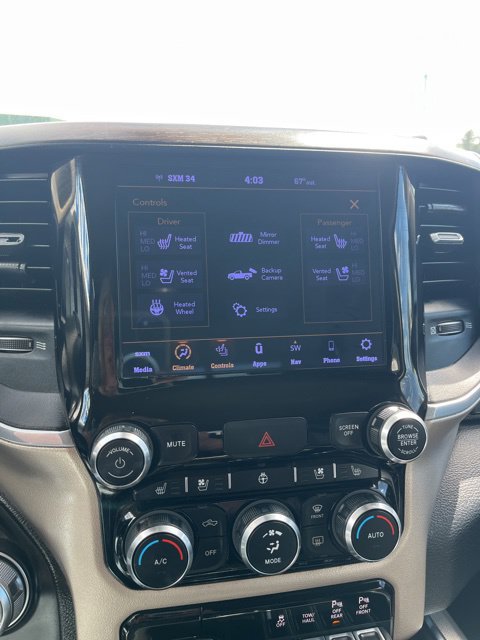 Used 2021 RAM 1500 Laramie AWD/4WD image 39