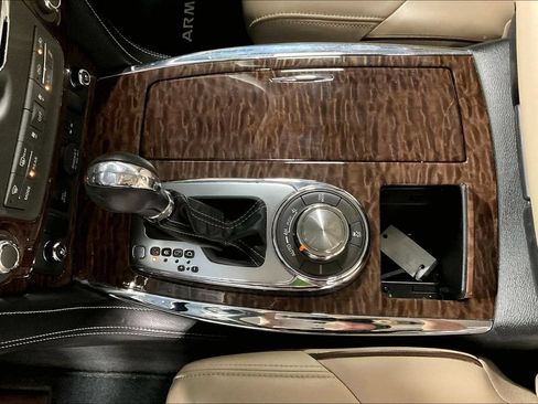 Used 2019 Nissan Armada Platinum w/ Captain's Chairs Package AWD/4WD image 17