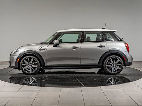 Used 2024 MINI Cooper S FWD image 8