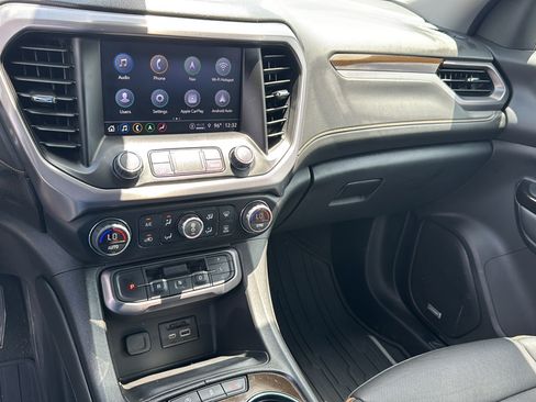 Used 2023 GMC Acadia AT4 w/ Preferred Package AWD/4WD image 11