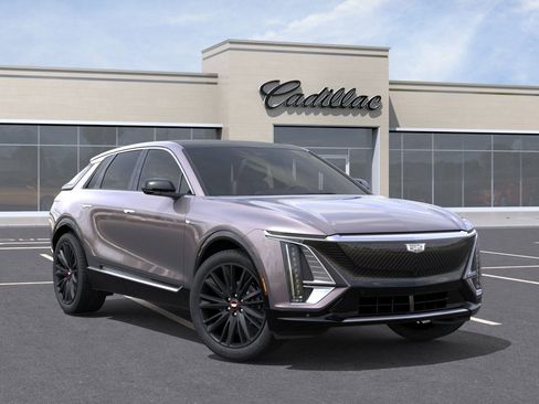 New 2025 Cadillac Lyriq Luxury image 7