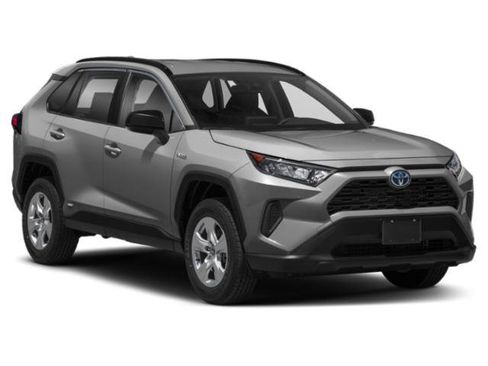 Used 2022 Toyota RAV4 LE AWD/4WD image 6