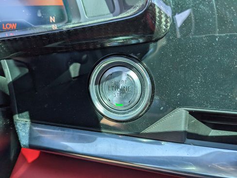 Used 2020 Chevrolet Corvette Stingray Premium Cpe w/ 3LT Preferred Equipment Group image 26