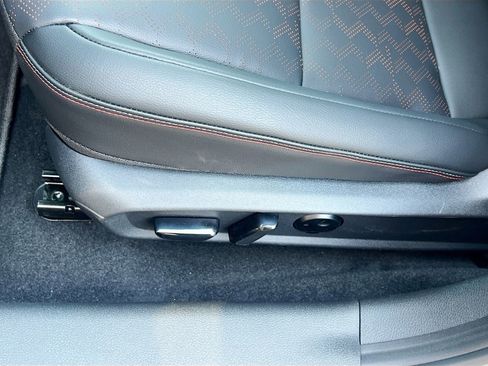 New 2026 Nissan Sentra SR FWD image 19