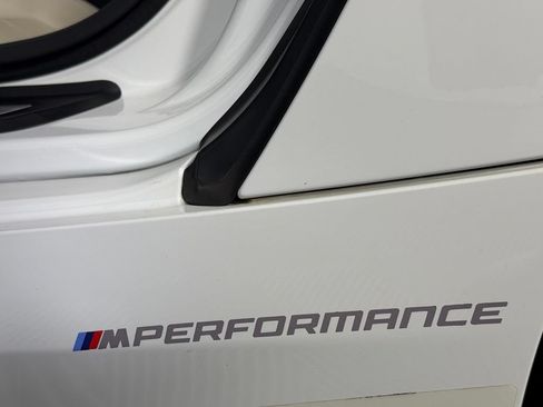Used 2021 BMW Z4 M40i w/ Executive Package RWD image 11