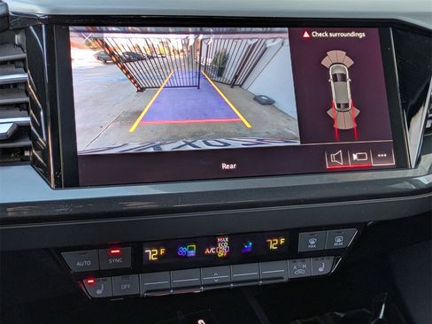 Used 2023 Audi Q4 e-tron Premium image 13