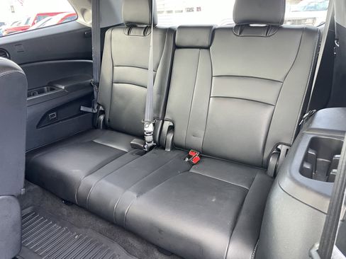 Used 2020 Honda Pilot Touring image 36