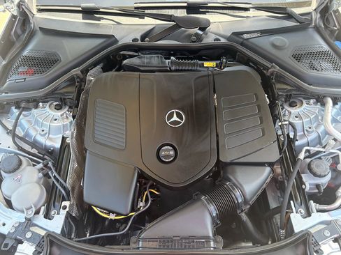 Used 2025 Mercedes-Benz E 350 Sedan image 34