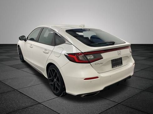 Used 2022 Honda Civic Sport Touring image 4