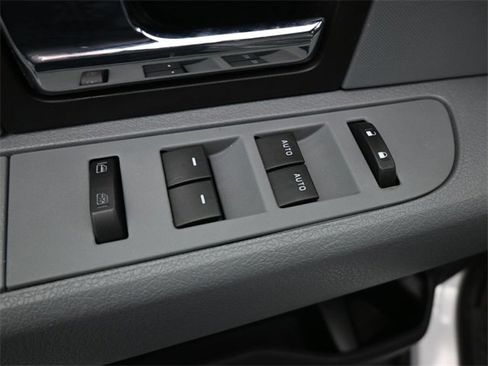 Used 2013 Ford F150 XLT w/ Luxury Equipment Group image 13