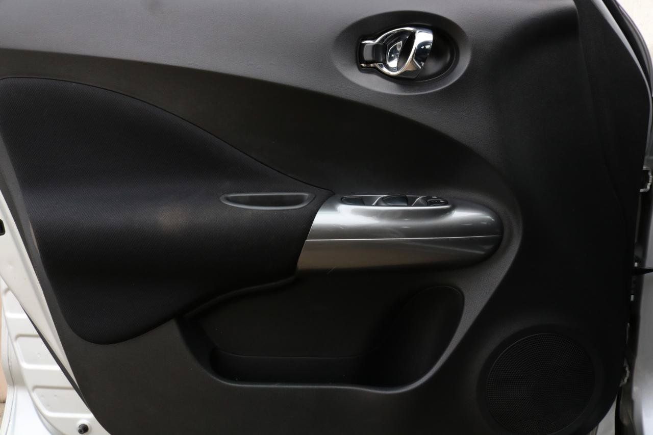 Used 2015 Nissan Juke S AWD/4WD image 18