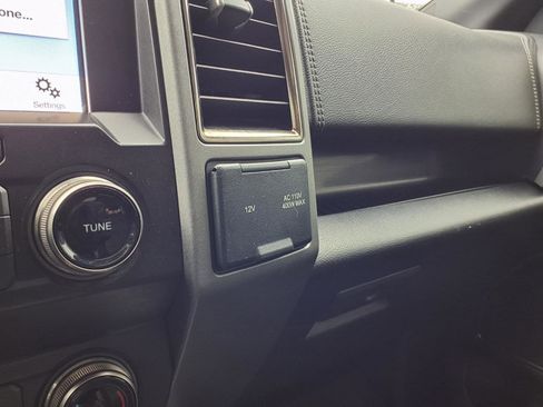 Used 2019 Ford F150 Raptor w/ Equipment Group 802A Luxury image 15