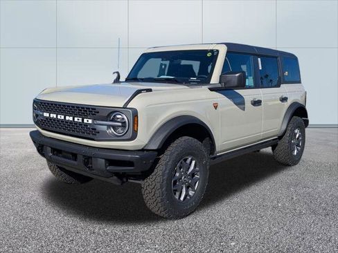 New 2025 Ford Bronco Badlands image 1