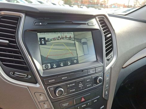 Used 2017 Hyundai Santa Fe SE Ultimate w/ SE Ultimate Tech Package 03 image 21