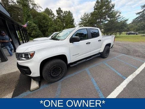Used 2022 Chevrolet Colorado W/T w/ WT Convenience Package AWD/4WD image 2
