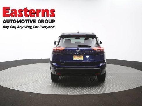 Used 2024 Nissan Rogue SV AWD/4WD image 36