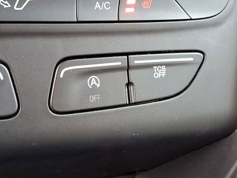 Used 2018 Ford Escape SE w/ SE Sync 3 Package image 27