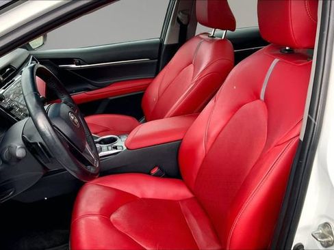 Used 2018 Toyota Camry XSE w/ Driver Assist Package image 18