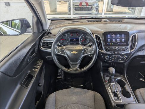Used 2023 Chevrolet Equinox LT AWD/4WD image 3