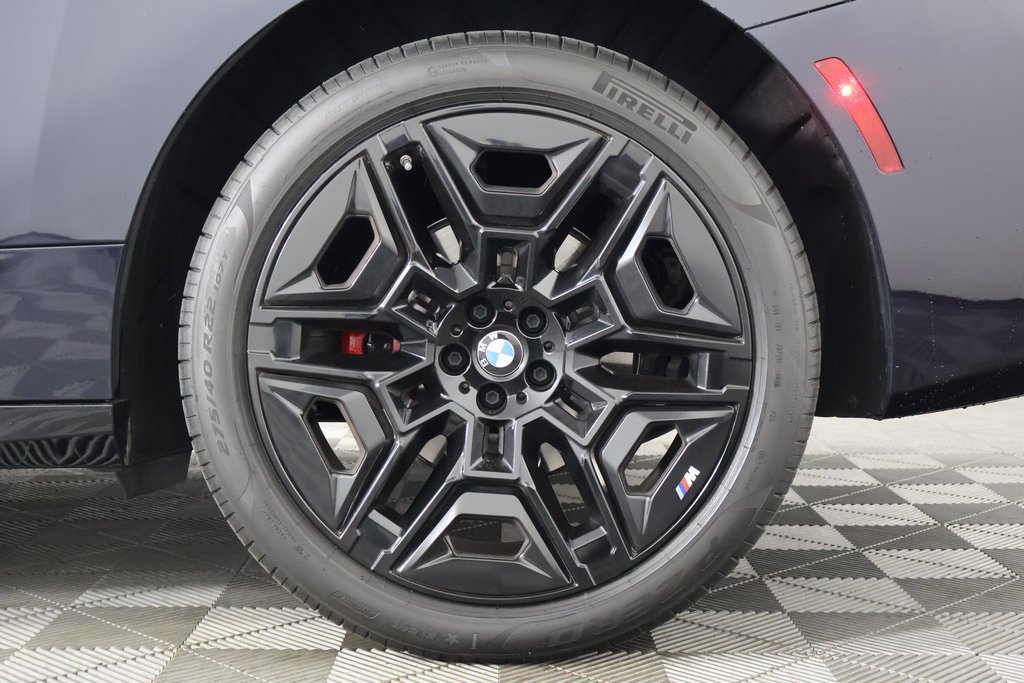 Certified 2026 BMW iX xDrive45 w/ M Sport Package AWD/4WD image 15