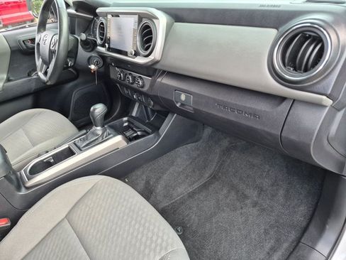 Used 2020 Toyota Tacoma SR5 RWD image 20