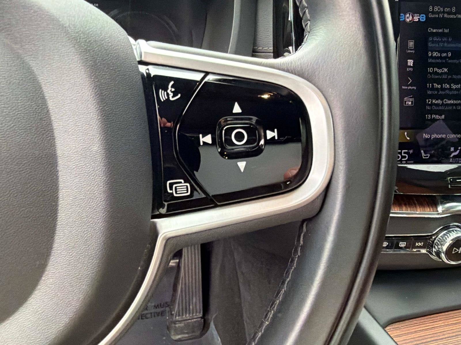 Used 2021 Volvo XC60 T8 Inscription Expression AWD/4WD image 25