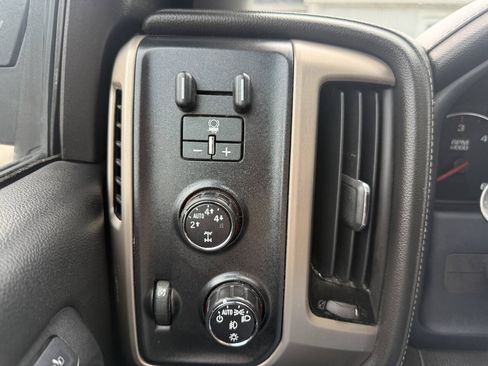 Used 2015 GMC Sierra 1500 Denali w/ Driver Alert Package AWD/4WD image 15