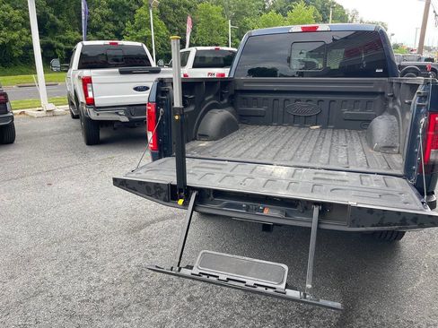 Used 2017 Ford F150 XLT w/ Equipment Group 302A Luxury AWD/4WD image 8