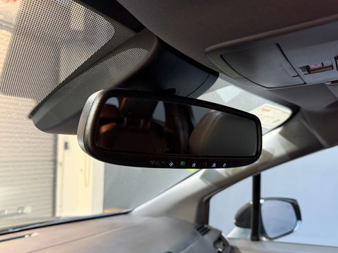 Used 2023 Toyota Sienna XSE FWD image 19