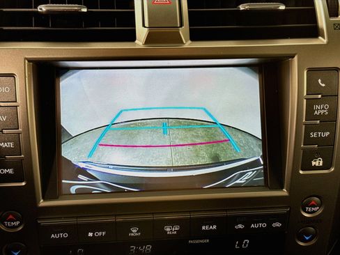 Used 2015 Lexus GX 460 Luxury AWD/4WD image 17