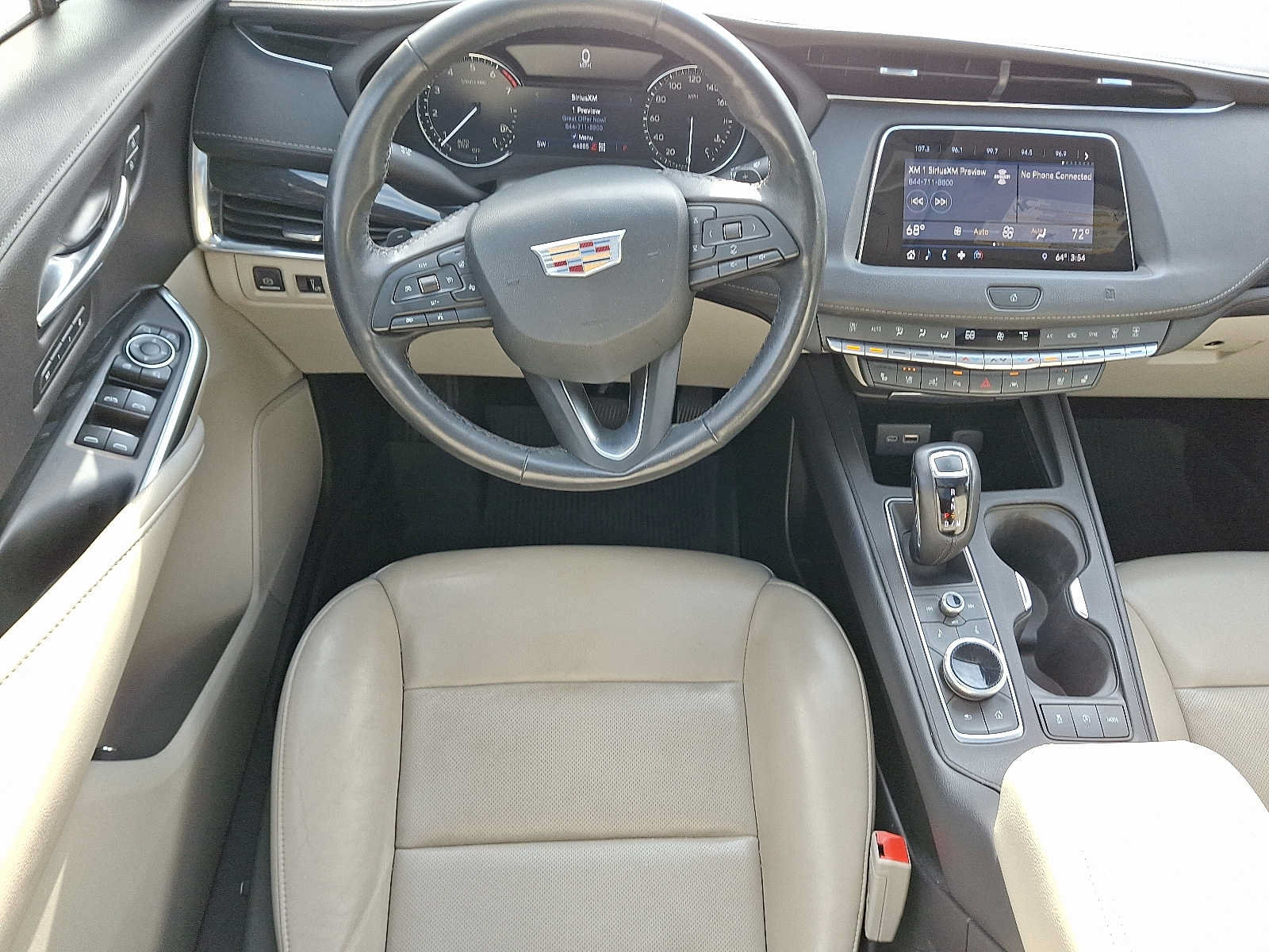 Used 2019 Cadillac XT4 Premium Luxury w/ Enhanced Visibility Package AWD/4WD image 11