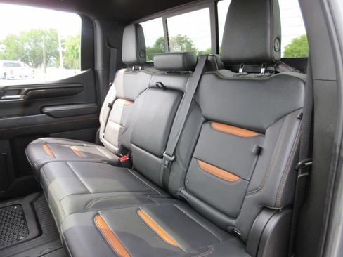 Certified 2023 GMC Sierra 1500 AT4 w/ AT4 Premium Package AWD/4WD image 25