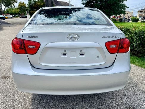 Used 2009 Hyundai Elantra GLS FWD image 5