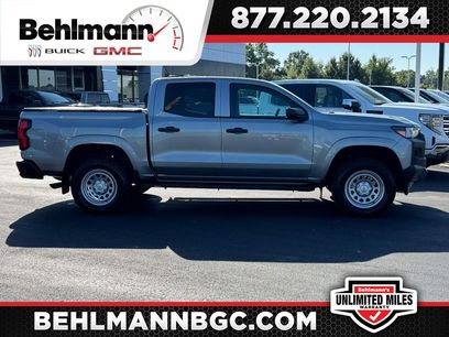 Used 2025 Chevrolet Colorado W/T