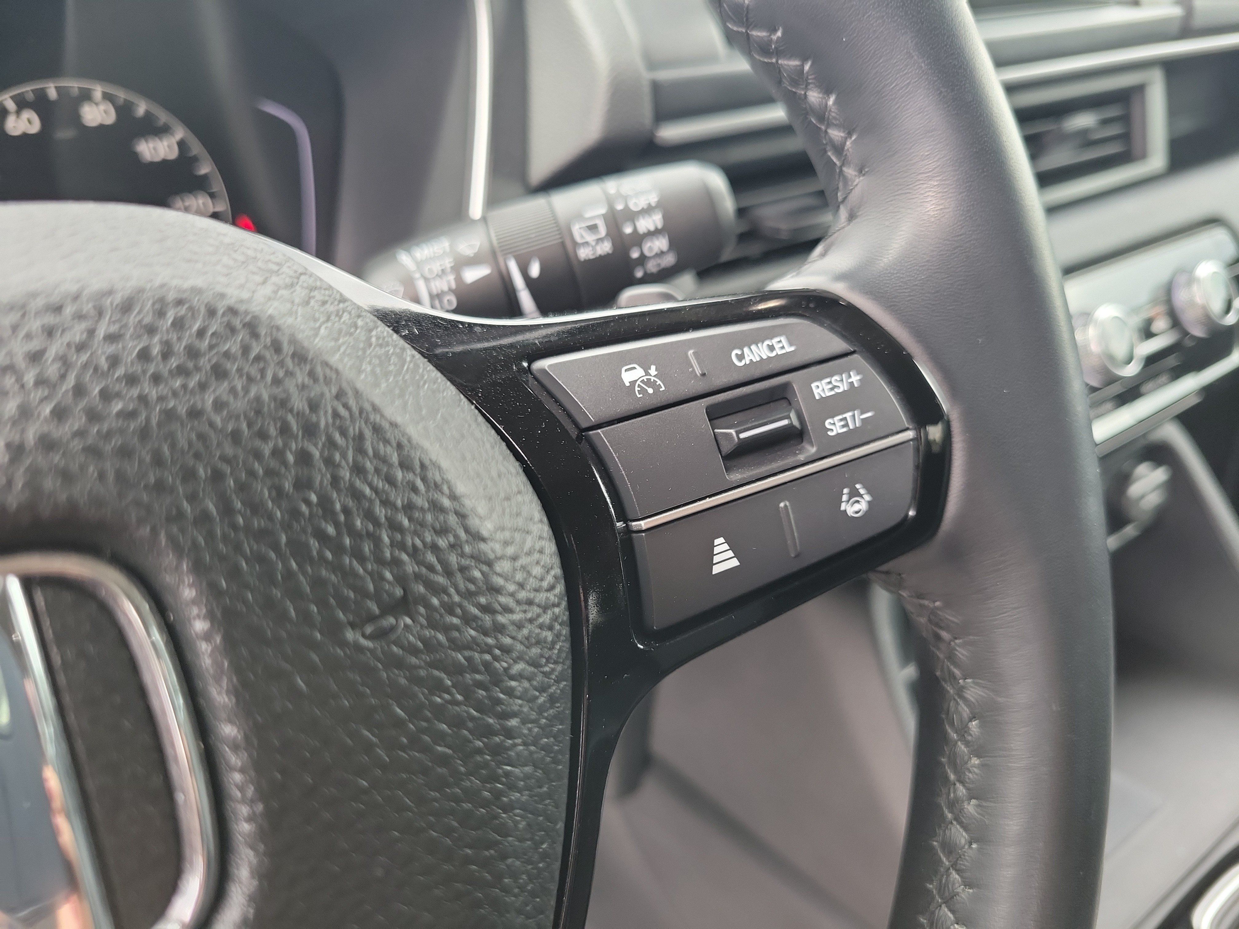 Used 2025 Honda Pilot Touring image 28