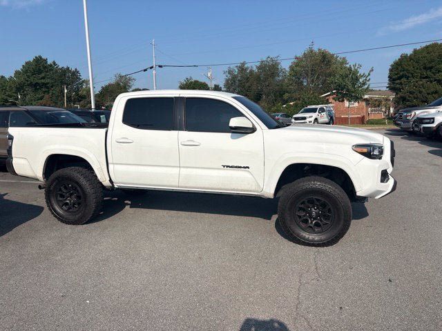 Used 2019 Toyota Tacoma SR5 RWD image 6