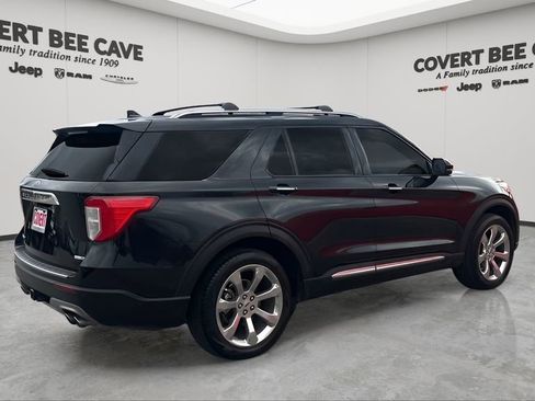 Used 2020 Ford Explorer Platinum w/ Premium Technology Package image 10