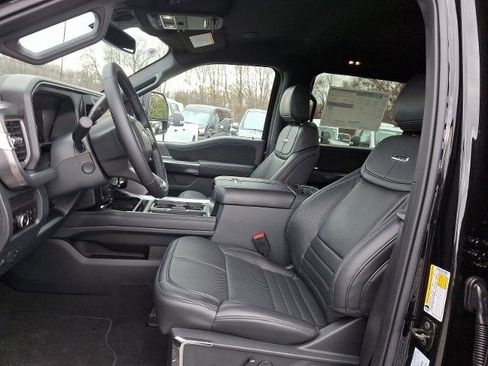 New 2025 Ford F350 Platinum w/ Snow Plow Prep Package image 19