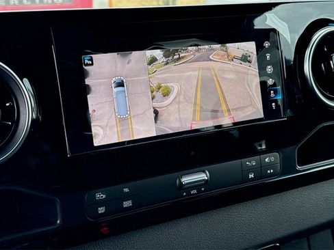 Used 2024 Mercedes-Benz Sprinter 2500 image 19